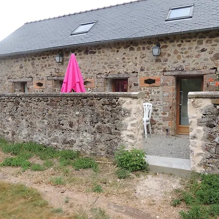 Holiday home Domaine Des Mille Oiseaux