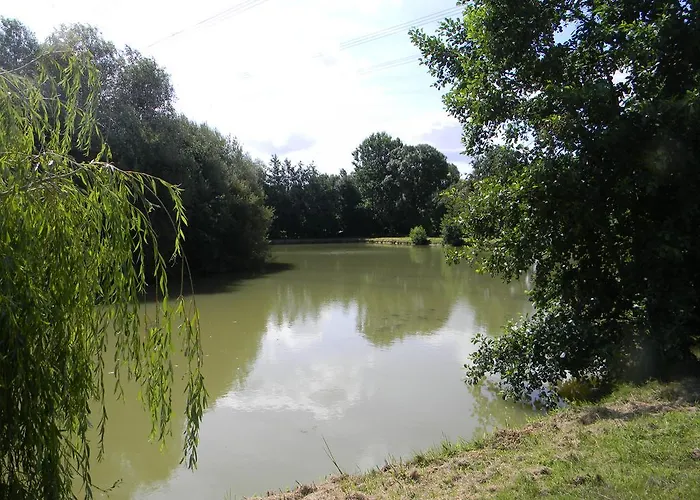 Domaine Des Mille Oiseaux Villiers-Charlemagne