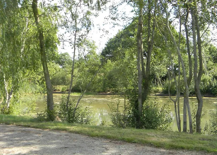 Prázdninový dům Domaine Des Mille Oiseaux *